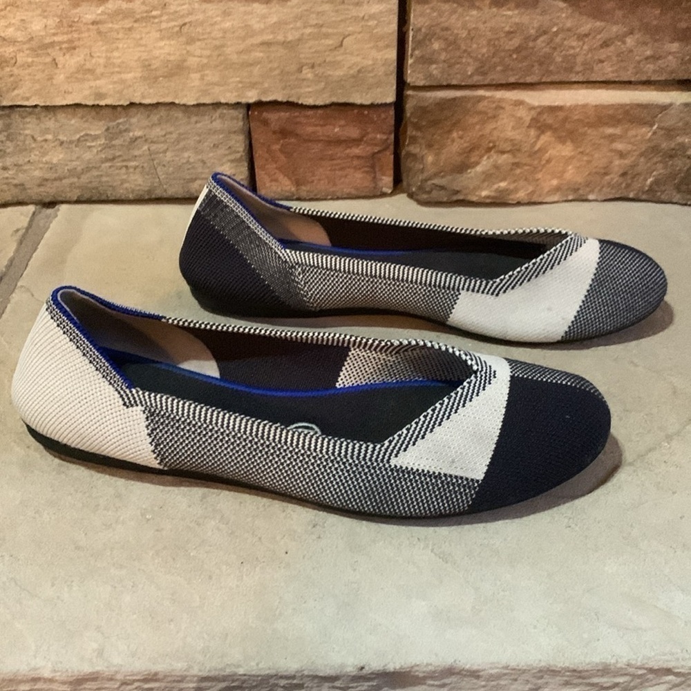 Rothy’s sz 8 black and grey patterned loafers - Picture 4 of 9